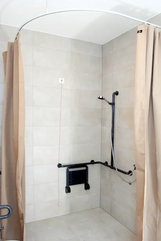 Befahrbare Dusche