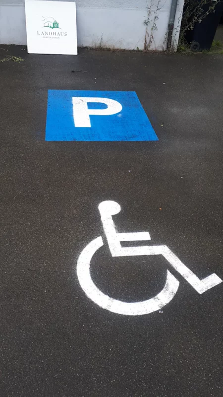 Behindertenparkplatz