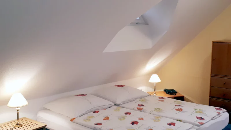 Doppelbett Zimmer Nr. 5