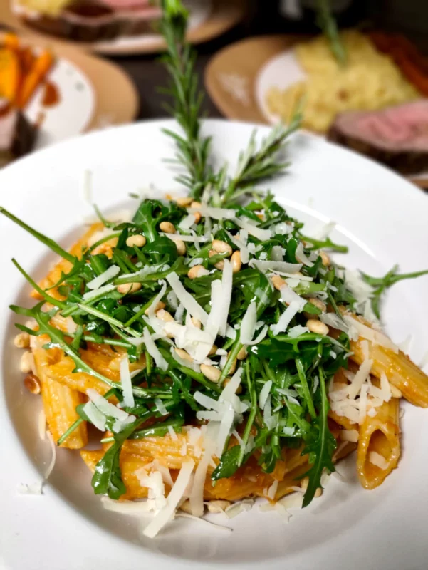 Tagliatelle mit Rucola und Parmesan